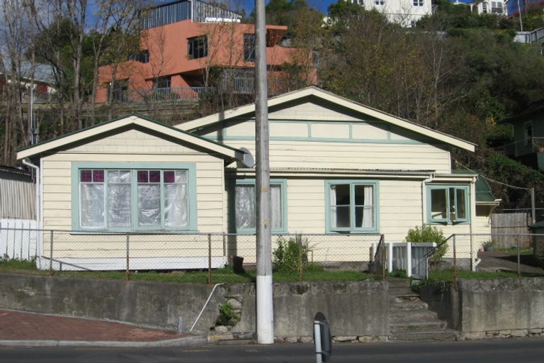 Photo of property in 80 Shakespeare Road, Bluff Hill, Napier, 4110