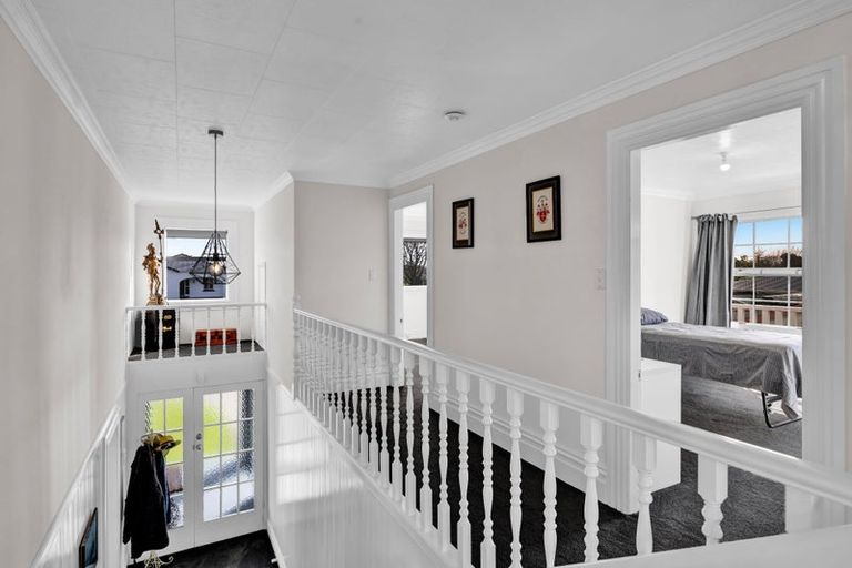 Photo of property in 36 Tawhiti Road, Hawera, 4610