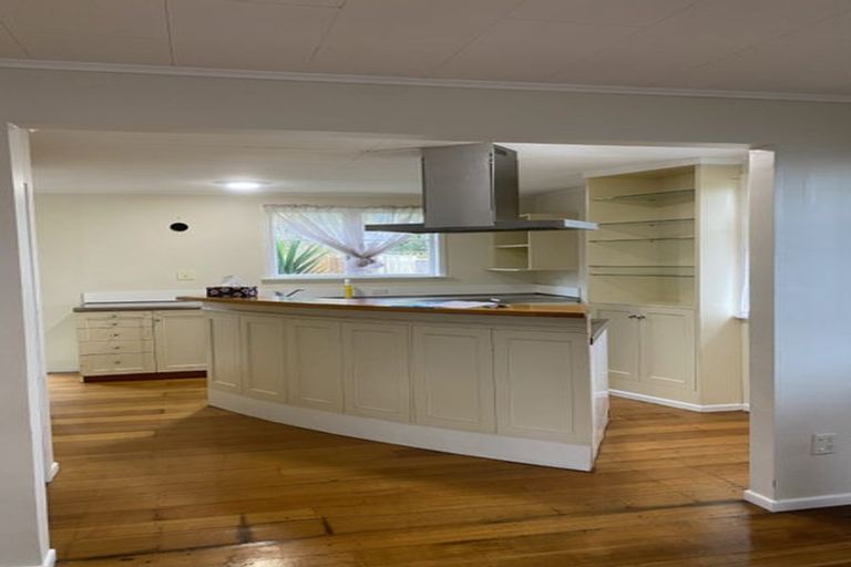 Photo of property in 14 Buckley Grove, Paraparaumu, 5032