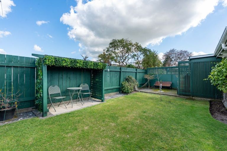 Photo of property in 49 Garden Heights Avenue, Glenview, Hamilton, 3206