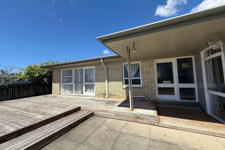 Photo of property in 7 Sanctuary Point, Sunnyhills, Auckland, 2010