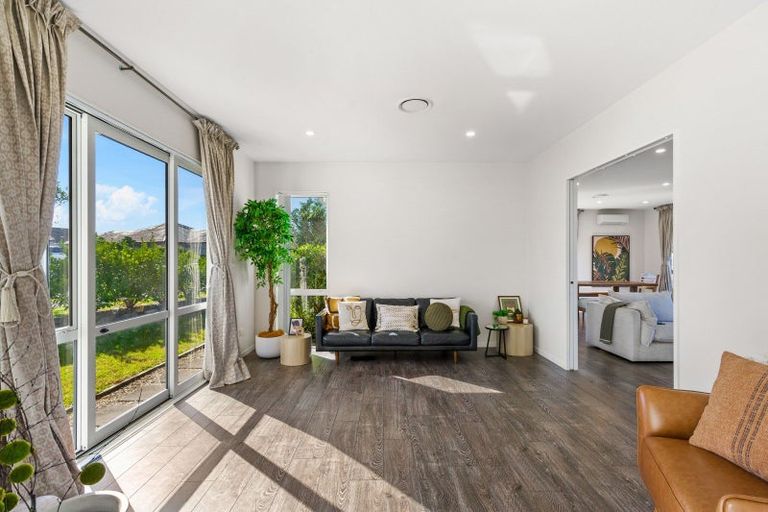Photo of property in 57 Pohutukawa Parade, Riverhead, 0820