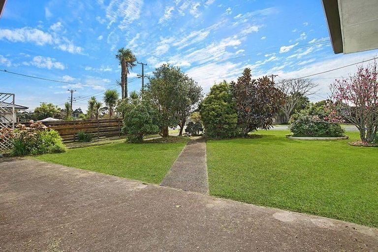 Photo of property in 116 Taikata Road, Te Atatu Peninsula, Auckland, 0610
