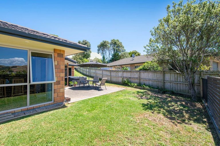 Photo of property in 31 Te Kauri Place, Helensville, 0800