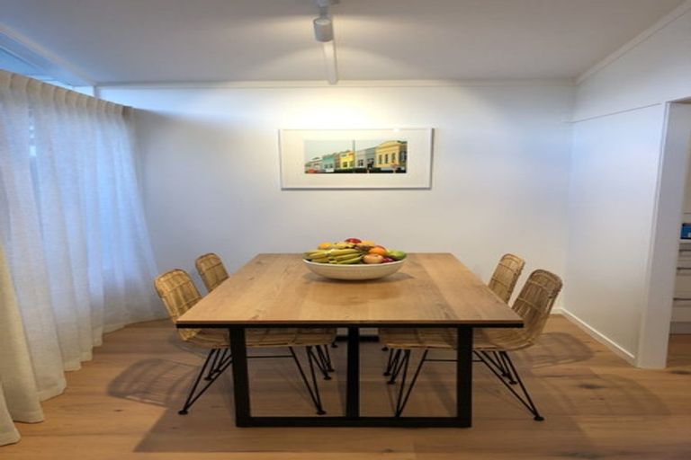 Photo of property in 54 Awaruku Road, Torbay, Auckland, 0630