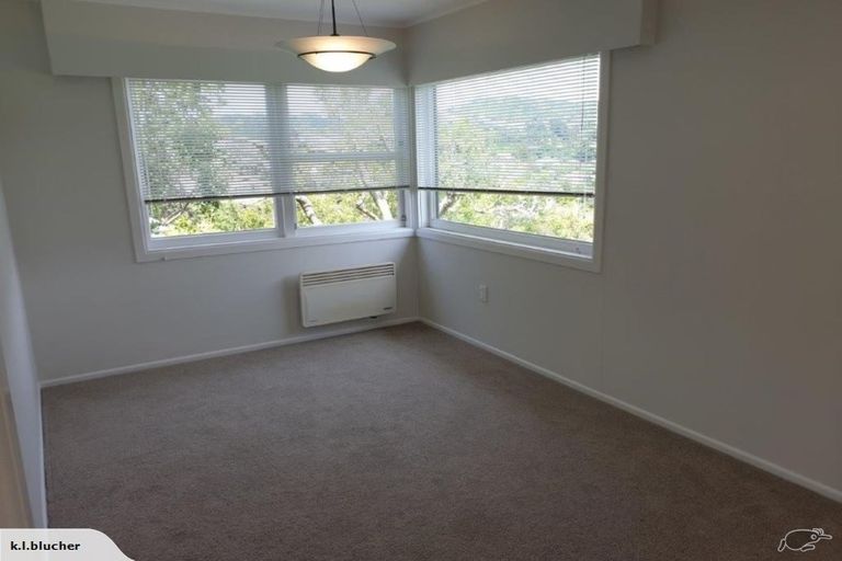 Photo of property in 31 Kaihuia Street, Northland, Wellington, 6012