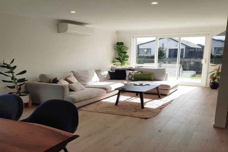 Photo of property in 36 John Main Drive, Ramarama, 2579