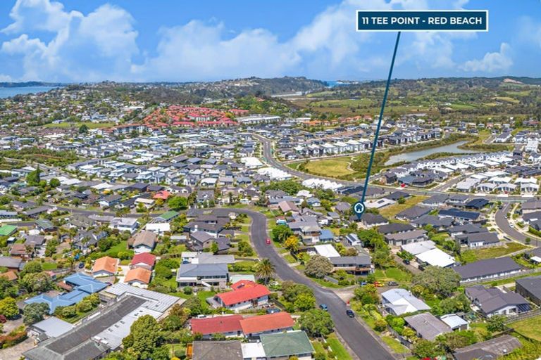 Photo of property in 11 Tee Point, Red Beach, 0932