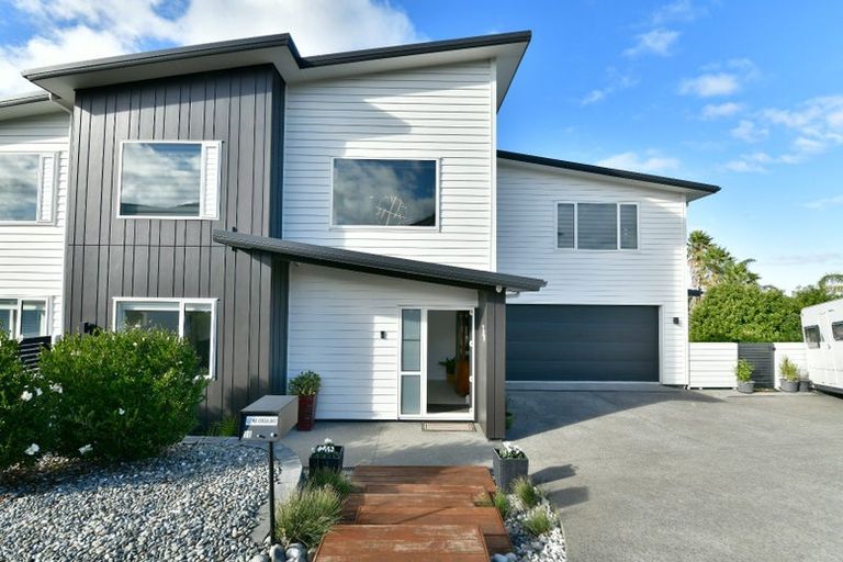 Photo of property in 36 Manhattan Rise, Orewa, 0931