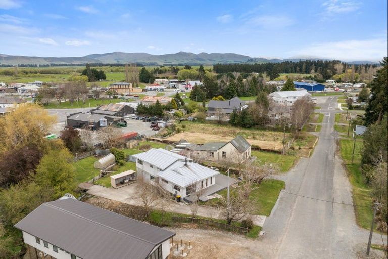 Photo of property in 20 Meadow Street, Lumsden, 9730