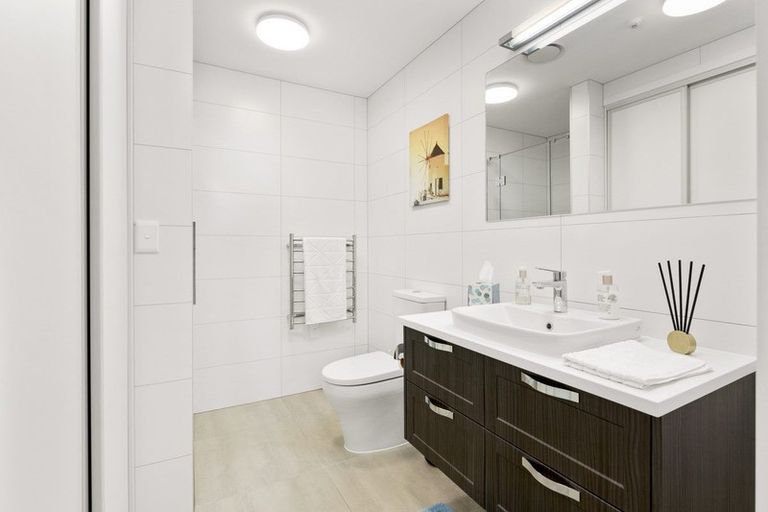 Photo of property in 148 Landmark Terrace, Orewa, 0931