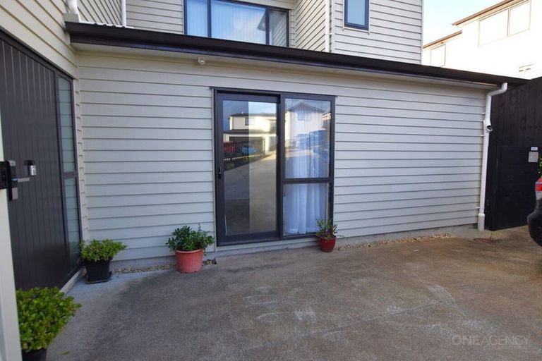 Photo of property in 14 Bela Vista Boulevard, Swanson, Auckland, 0614
