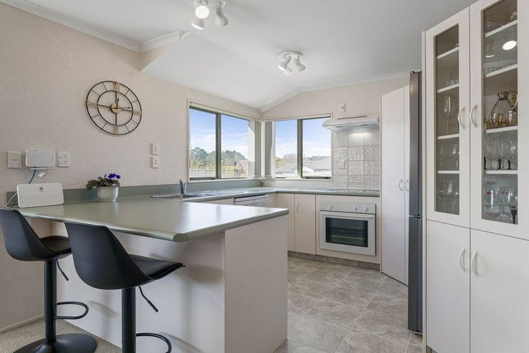 Photo of property in 76 Birch Street, Hilltop, Taupo, 3330