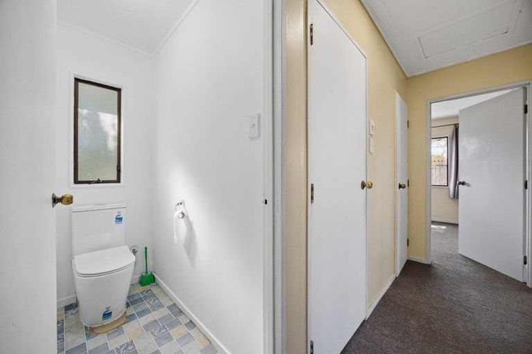 Photo of property in 40a Starforth Place, Henderson, Auckland, 0612