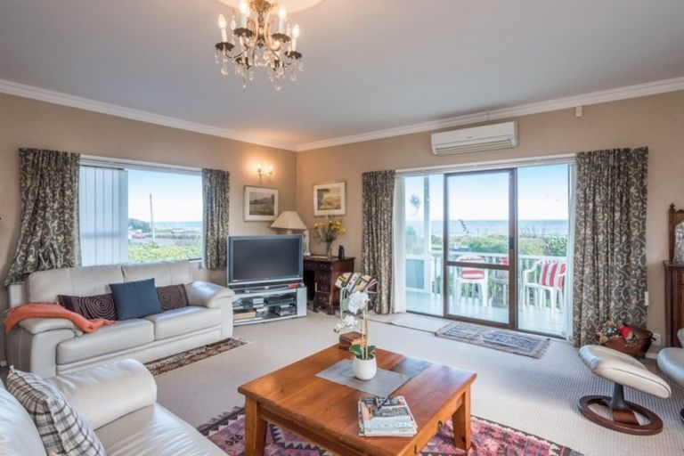 Photo of property in 65 Marine Parade, Paraparaumu Beach, Paraparaumu, 5032