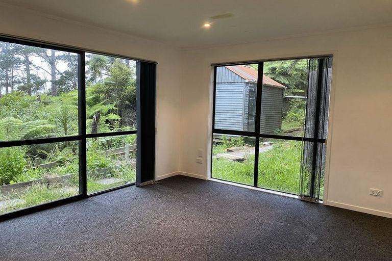 Photo of property in 7 Emily Lane, Greenhithe, Auckland, 0632