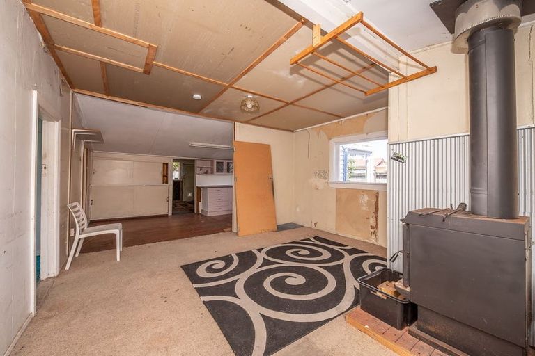 Photo of property in 9 Forbes Street, Westport, 7825