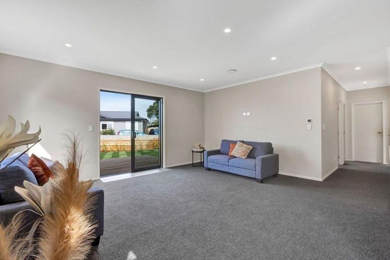 Photo of property in 40d Dillon Drive, Bell Block, New Plymouth, 4312