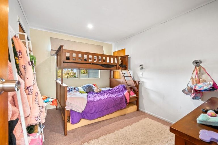 Photo of property in 35- 37 Tokomaru Road, Tokomaru, Palmerston North, 4474