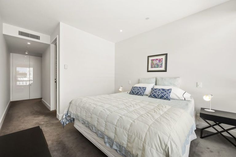 Photo of property in 1005/1 Market Lane, Wellington Central, Wellington, 6011