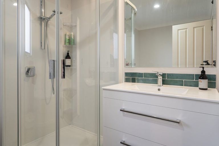 Photo of property in 49 Erlestoke Crescent, Churton Park, Wellington, 6037