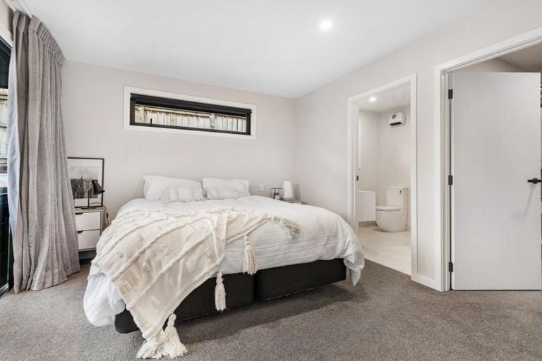 Photo of property in 5 Howden Drive, Jacks Point, 9371