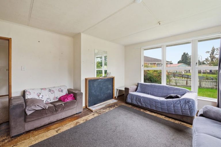 Photo of property in 42 Harold Crescent, Fordlands, Rotorua, 3015