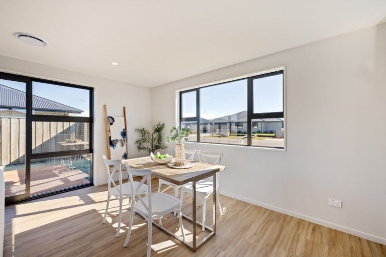 Photo of property in 38 Hilton Drive, Amberley, 7410