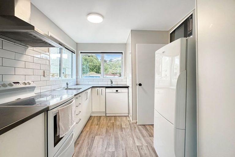 Photo of property in 34a Viewmont Drive, Harbour View, Lower Hutt, 5010