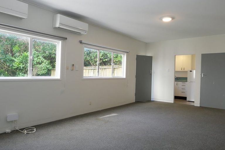 Photo of property in 59 Pembroke Road, Northland, Wellington, 6012