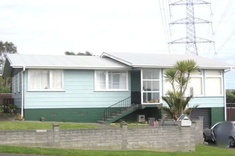 Photo of property in 14 Maui Place, Spotswood, New Plymouth, 4310