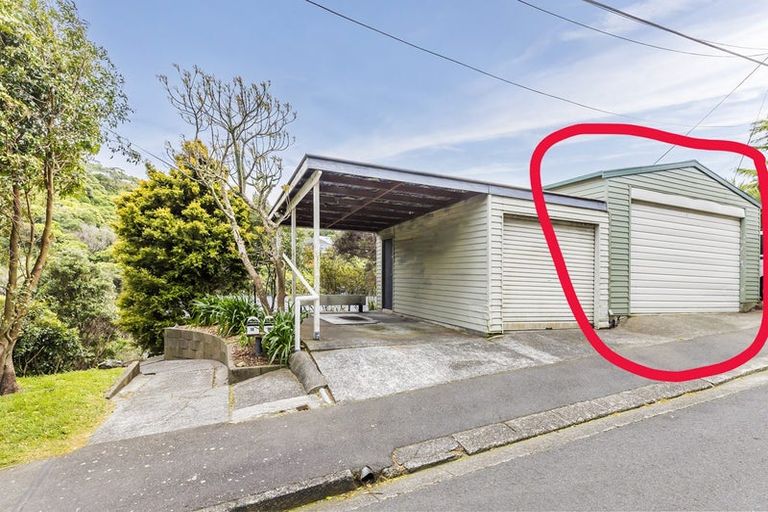 Photo of property in 18 Blackbridge Road, Wadestown, Wellington, 6012