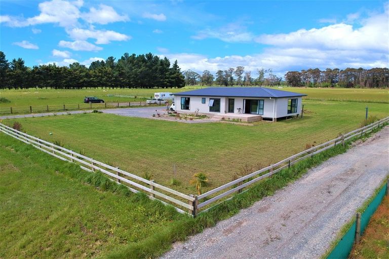 Photo of property in 36 Svenson Road, Waipukurau, 4200