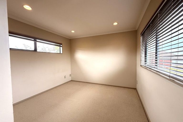 Photo of property in 28b Bucklands Beach Road, Bucklands Beach, Auckland, 2012