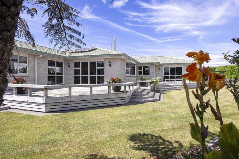 Photo of property in 281 Waihi Road, Hawera, 4673