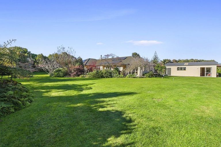 Photo of property in 200 Cowling Road, Hurdon, New Plymouth, 4371