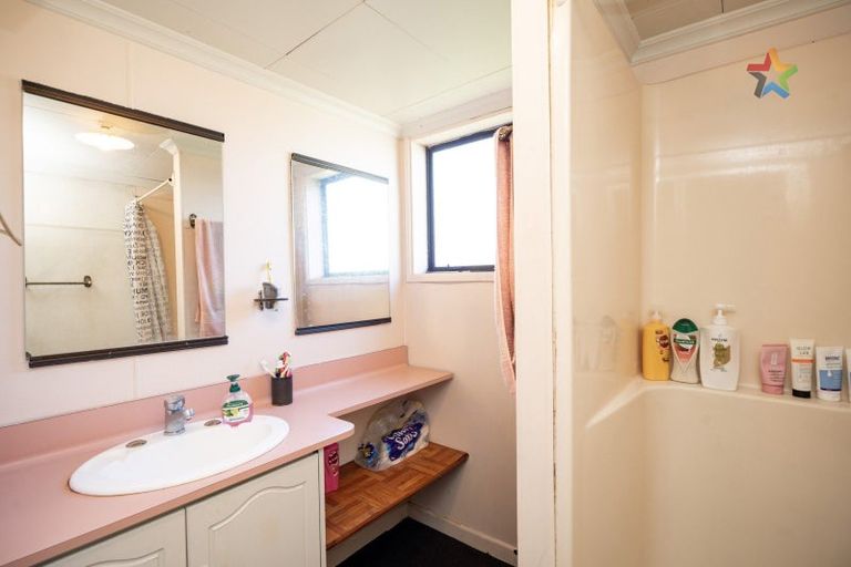 Photo of property in 240 Princes Street, Strathern, Invercargill, 9812