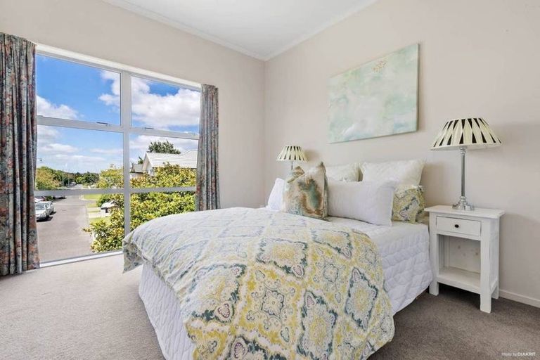 Photo of property in 14 Willow Camp Road, Takanini, 2112