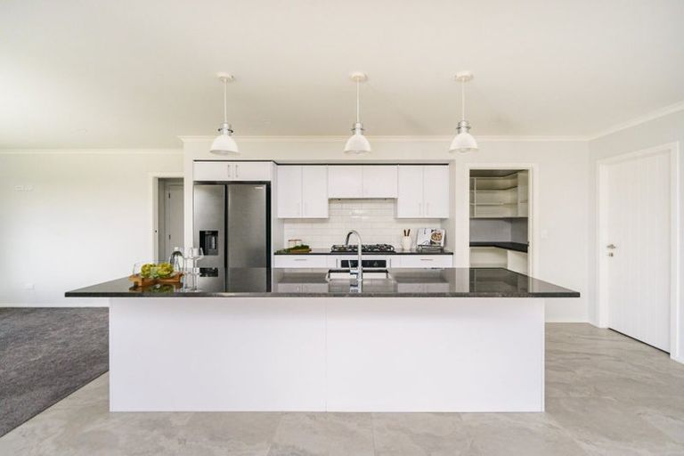 Photo of property in 86 James Line, Kelvin Grove, Palmerston North, 4414