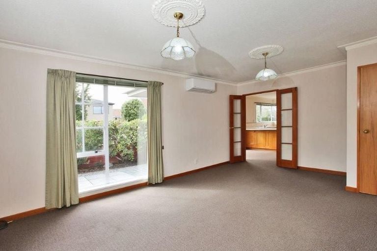 Photo of property in 57 Picton Avenue, Riccarton, Christchurch, 8011