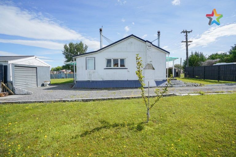 Photo of property in 18 David Street, Ohai, 9635