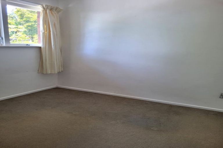 Photo of property in 3/20 Seaview Road, Castor Bay, Auckland, 0620