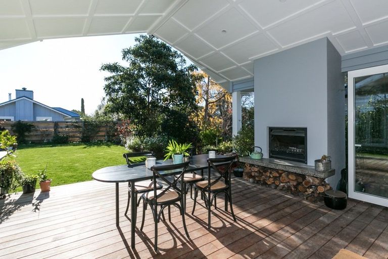 Photo of property in 18 Reynolds Road, Havelock North, 4130