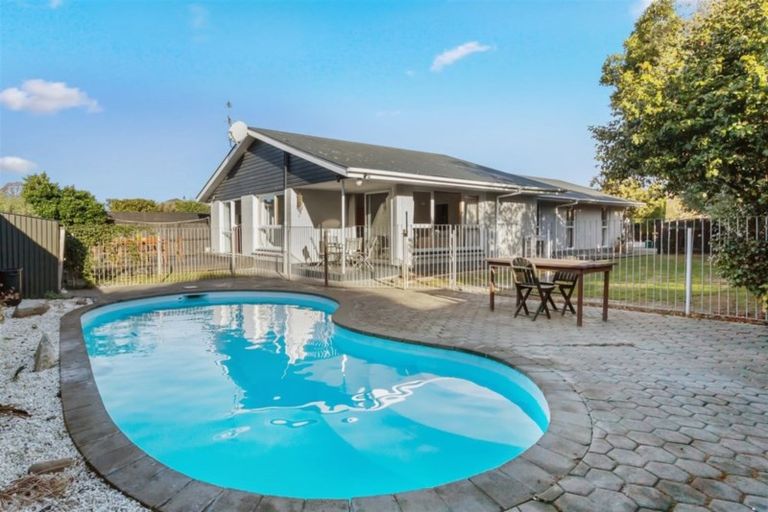 Photo of property in 21 Toorak Avenue, Avonhead, Christchurch, 8042