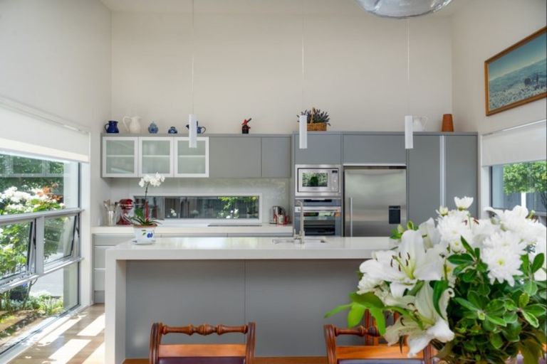 Photo of property in 19 Westwood Avenue, Greytown, 5712