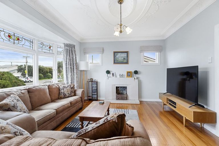 Photo of property in 76 Ira Street, Miramar, Wellington, 6022