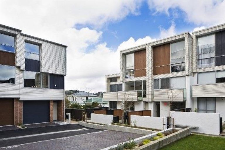 Photo of property in Altar Apartments, 18/120 Rintoul Street, Newtown, Wellington, 6021