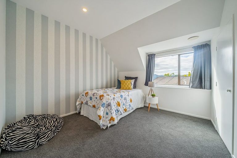 Photo of property in 296 Maungaraki Road, Maungaraki, Lower Hutt, 5010