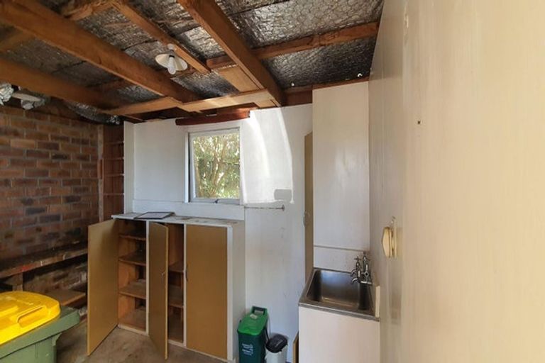 Photo of property in 57 Ocean View Road, Hillcrest, Auckland, 0627