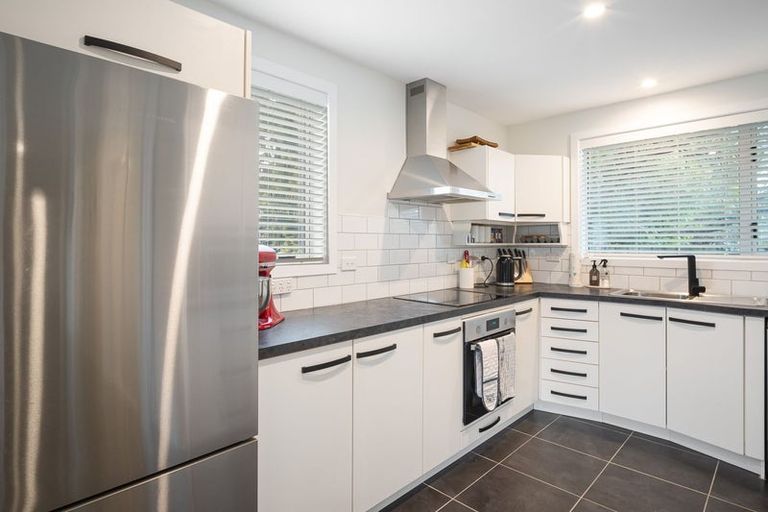 Photo of property in 28 Ingrid Street, Parklands, Christchurch, 8083